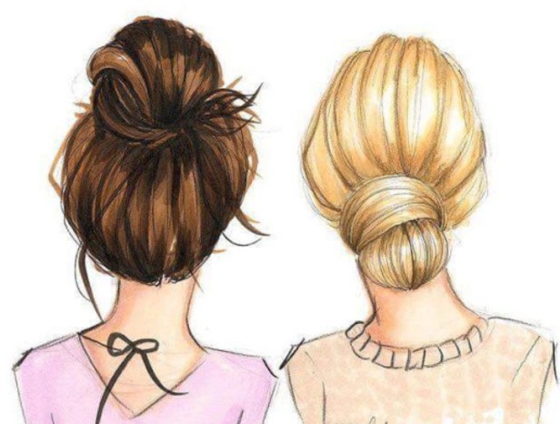 Amiche mora e bionda